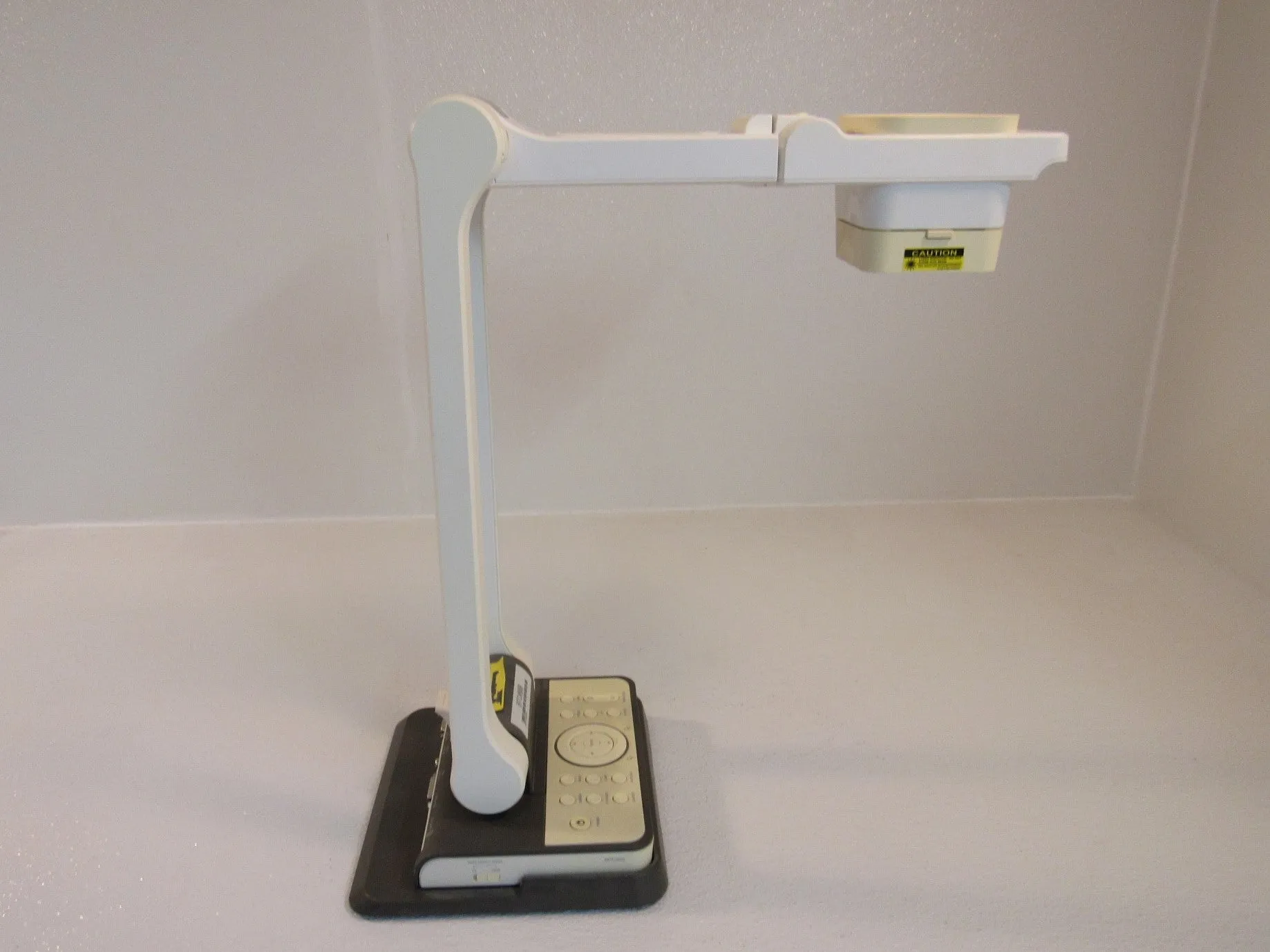 AverMedia AverVision Document Camera 3.2MP 3X Optical Zoom 2X Averzoom SPC300 -- Used