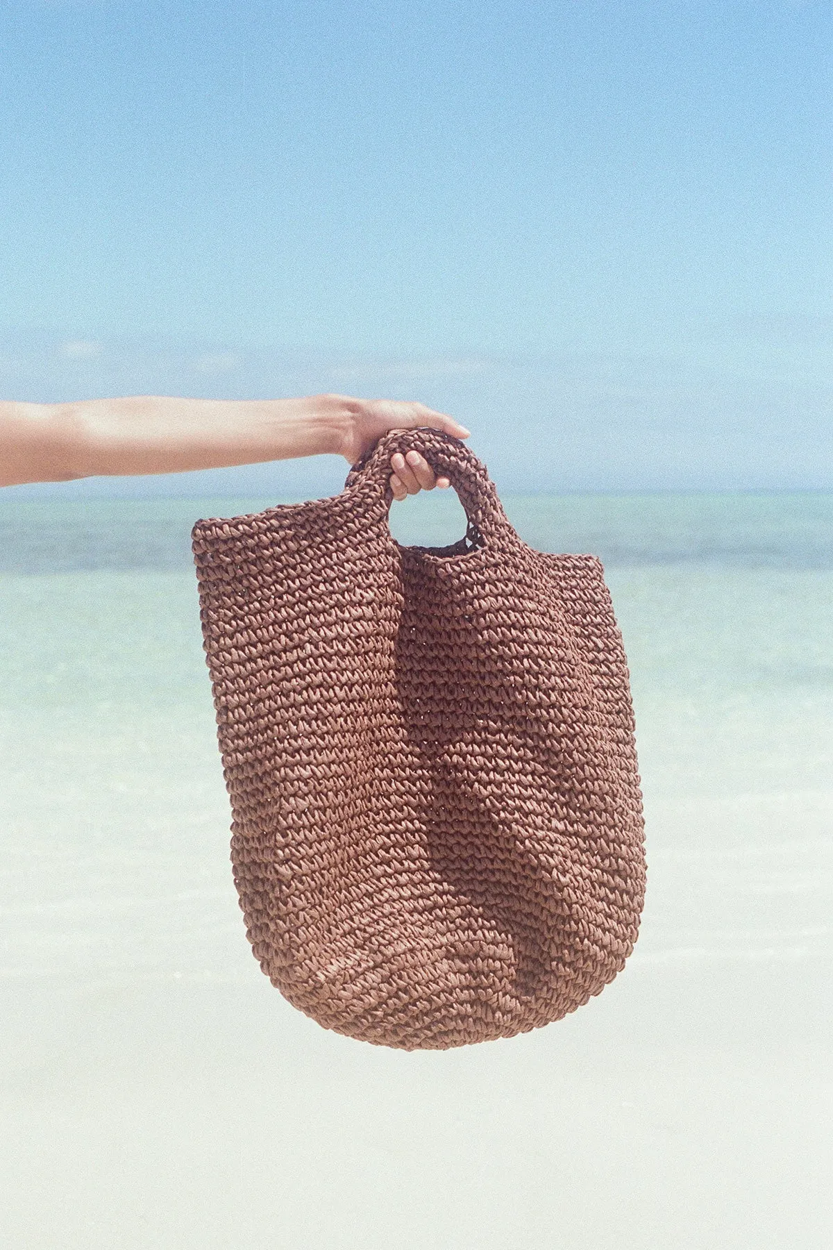 Round Straw Bag - Walnut