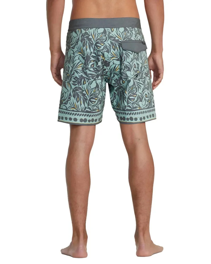 RVCA Mens 17" Resort Boardshorts